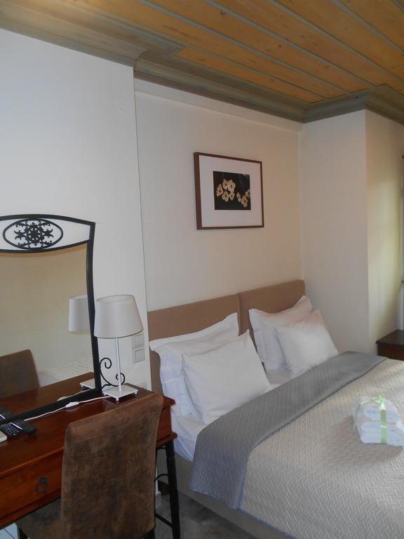 Siarava Hotel อิโออันนินา ภายนอก รูปภาพ