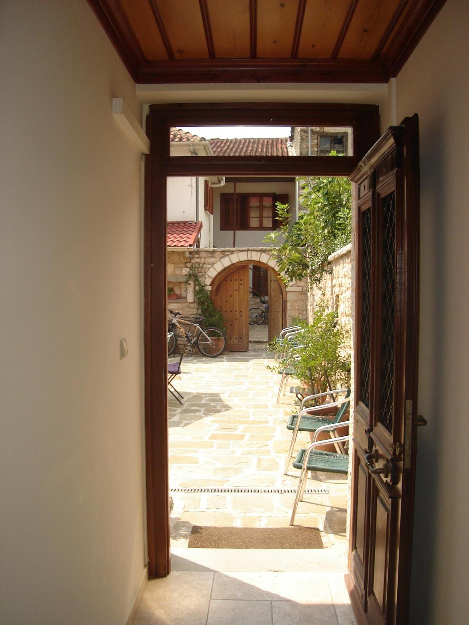 Siarava Hotel อิโออันนินา ภายนอก รูปภาพ